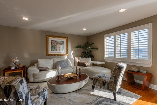 7 Vine Court, Long Branch, NJ 07740