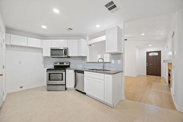 13420 Vida Lane, Dallas, TX 75253