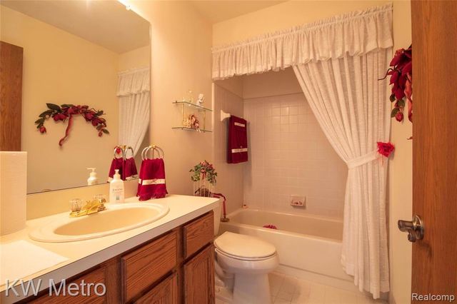 42664 Jason Court 88, Sterling Heights, MI 48313
