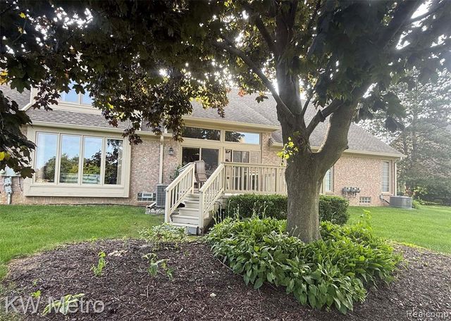 42664 Jason Court 88, Sterling Heights, MI 48313