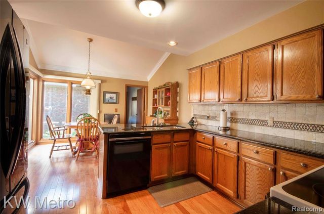 42664 Jason Court 88, Sterling Heights, MI 48313