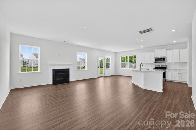 2309 Ravenglass Way, Maiden, NC 28650