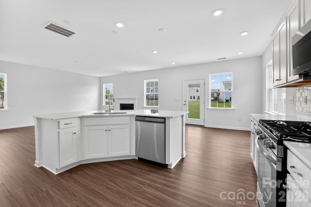 2309 Ravenglass Way, Maiden, NC 28650