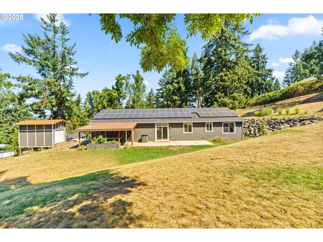 2187 E MADISON Ave, Cottage Grove, OR 97424