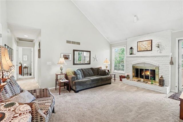 1930 E Sunvale Drive, Olathe, KS 66062