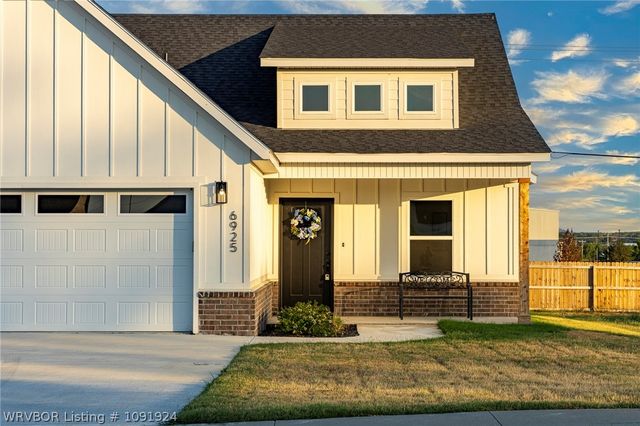 6925 Spruce Street, Fort Smith, AR 72916