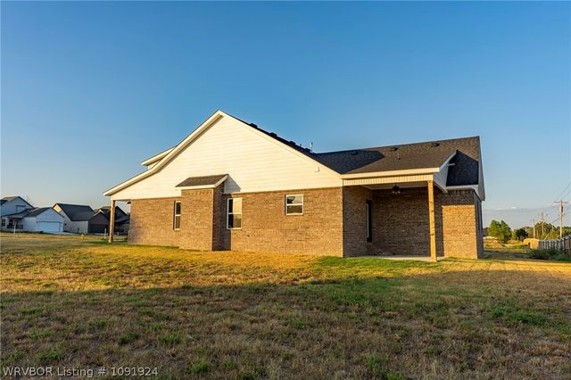 6925 Spruce Street, Fort Smith, AR 72916