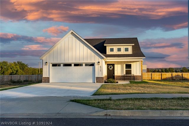 6925 Spruce Street, Fort Smith, AR 72916
