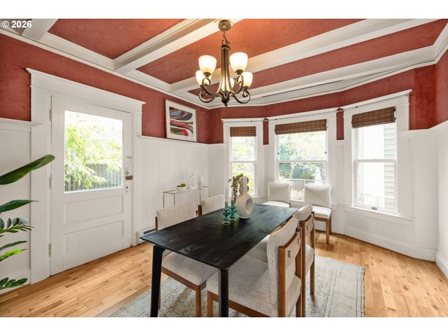 2046 Nw FLANDERS St 3, Portland, OR 97209