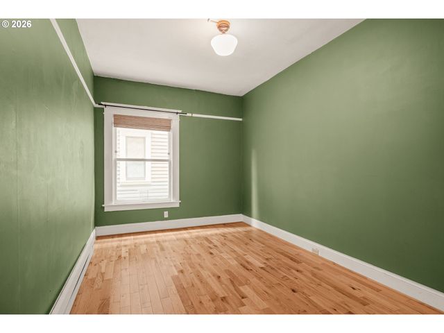 2046 Nw FLANDERS St 3, Portland, OR 97209