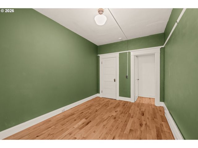2046 Nw FLANDERS St 3, Portland, OR 97209