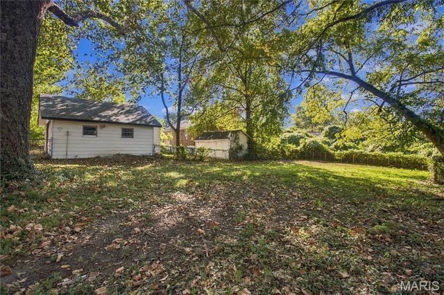 7410 Liberty Avenue, University City, MO 63130
