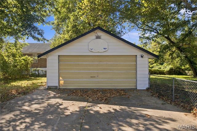 7410 Liberty Avenue, University City, MO 63130