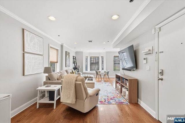 304 Palisade Avenue 201, Union City, NJ 07087