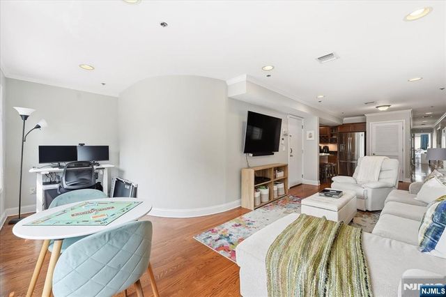 304 Palisade Avenue 201, Union City, NJ 07087