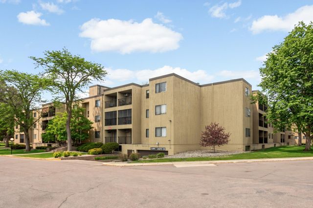 4101 Parklawn Avenue 316, Edina, MN 55435