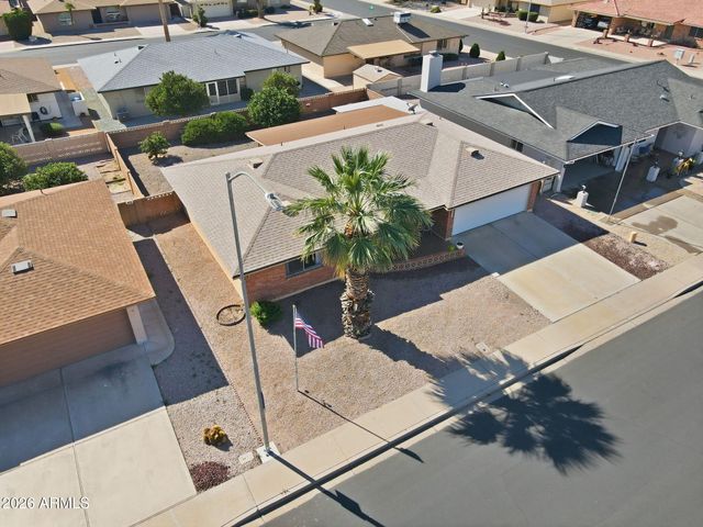 8235 E KILAREA Avenue, Mesa, AZ 85209