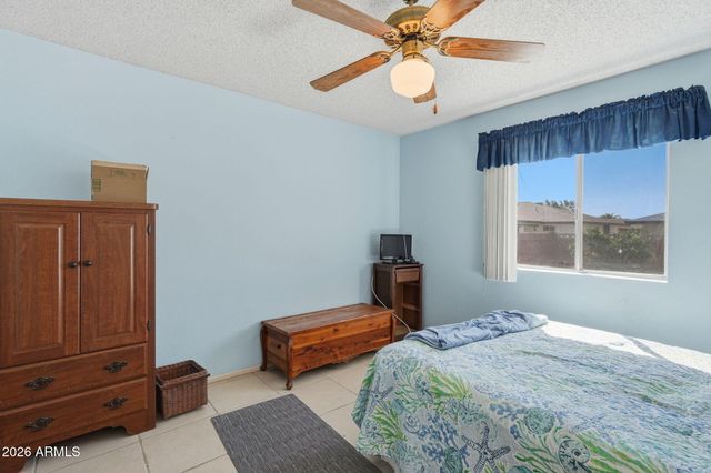 8235 E KILAREA Avenue, Mesa, AZ 85209