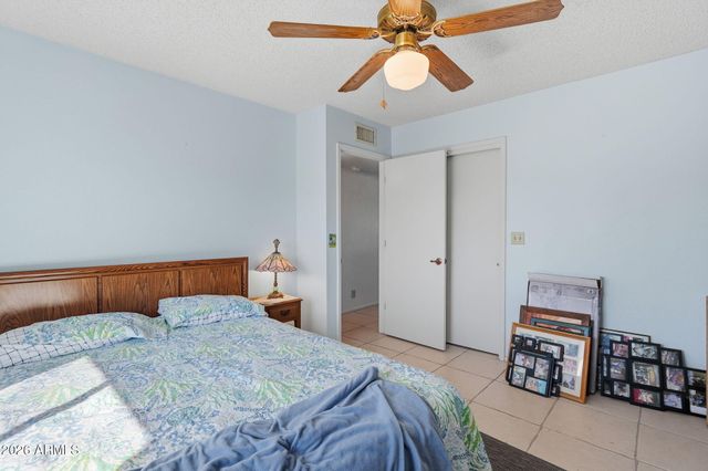 8235 E KILAREA Avenue, Mesa, AZ 85209