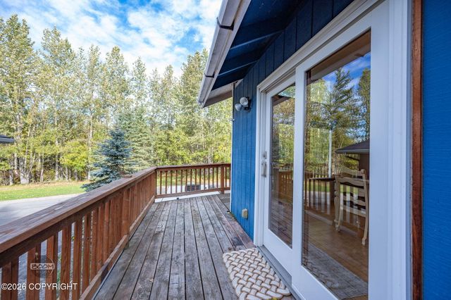 17820 Beaujolais Drive, Eagle River, AK 99577