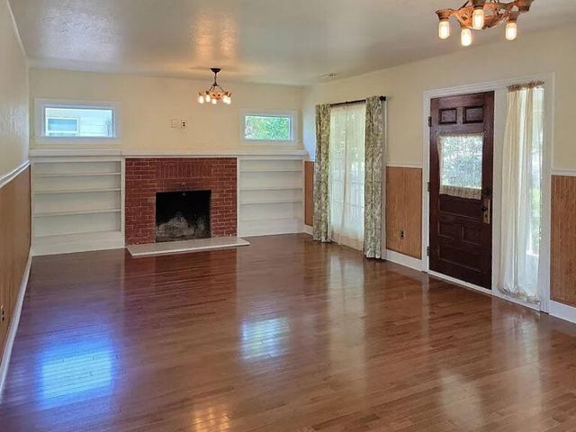 55 N Orange Street, Medford, OR 97501