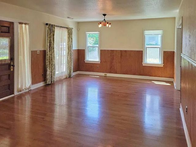 55 N Orange Street, Medford, OR 97501