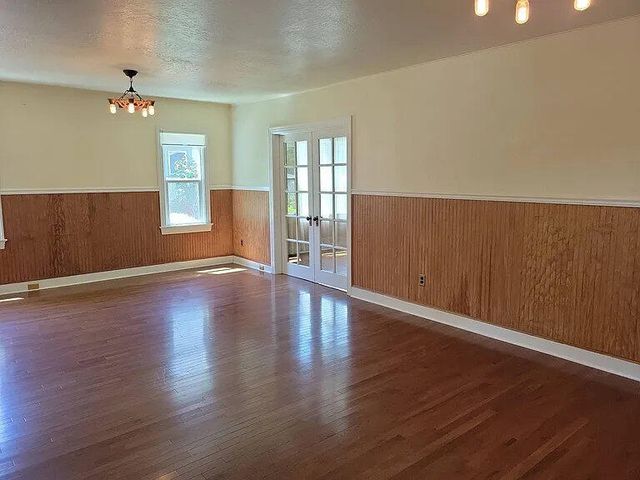 55 N Orange Street, Medford, OR 97501