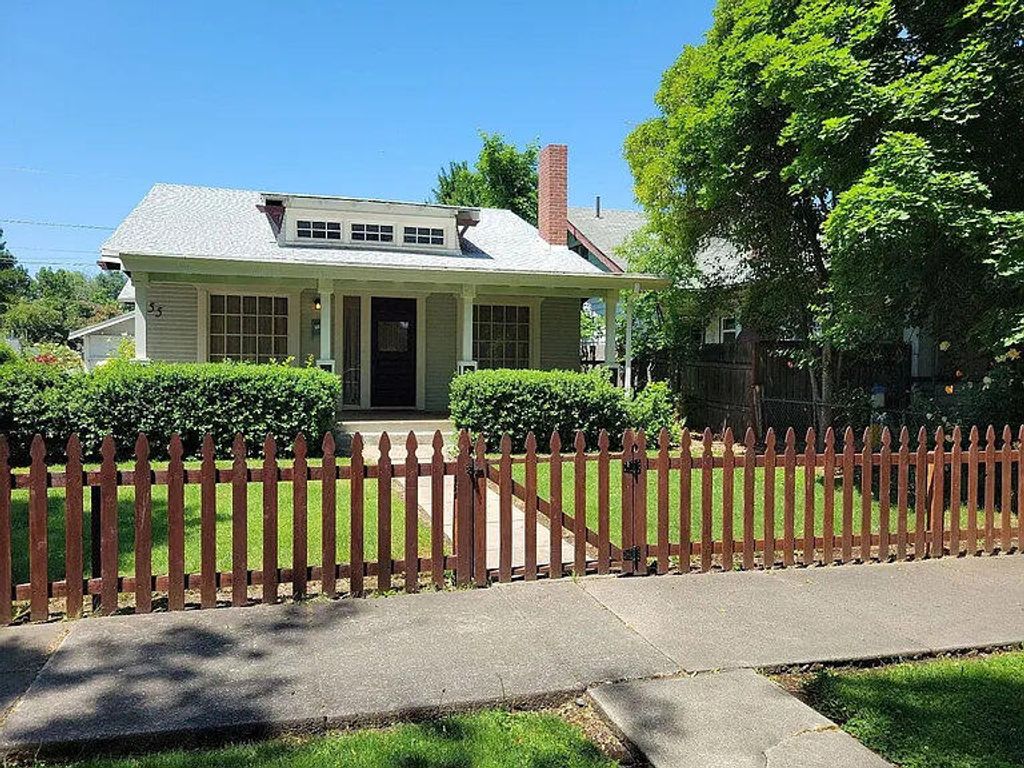 55 N Orange Street, Medford, OR 97501