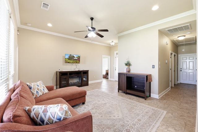 122 Dicharry Ct, Thibodaux, LA 70301