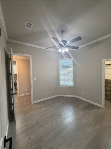 4005 Gallivant Drive, Granbury, TX 76049