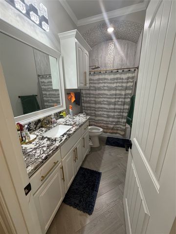 4005 Gallivant Drive, Granbury, TX 76049