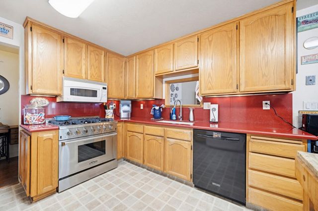 805 Iverson Street, Salinas, CA 93901