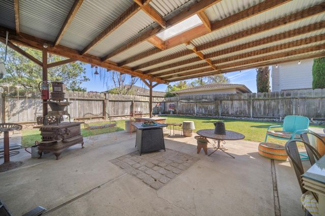 805 Iverson Street, Salinas, CA 93901