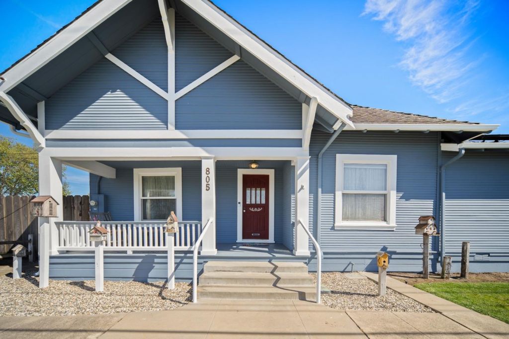 805 Iverson Street, Salinas, CA 93901