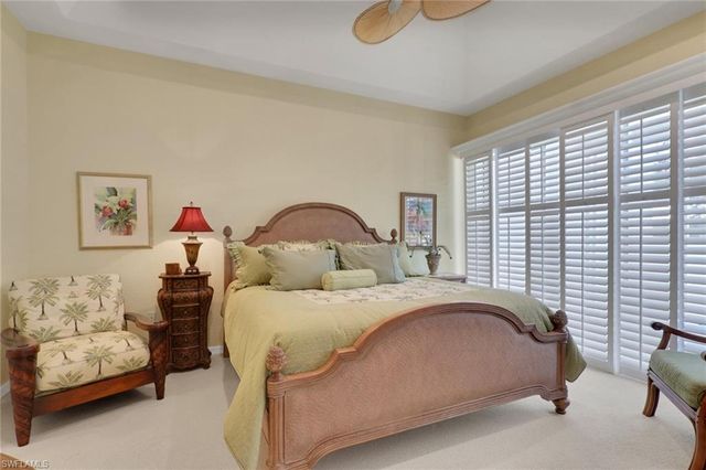 4872 Boulevard CT, Naples, FL 34103