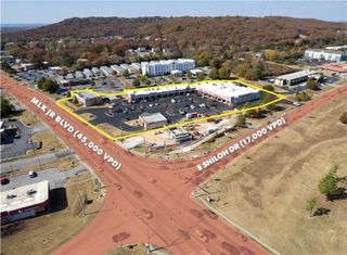 2612 W MLK Jr Boulevard, Fayetteville, AR 72701