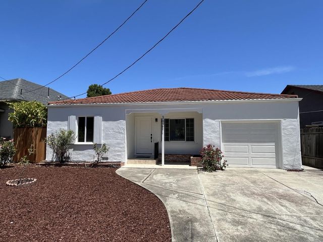 3021 Glendale Avenue, Redwood City, CA 94063