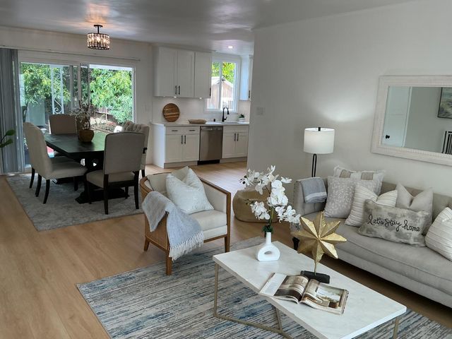 3021 Glendale Avenue, Redwood City, CA 94063