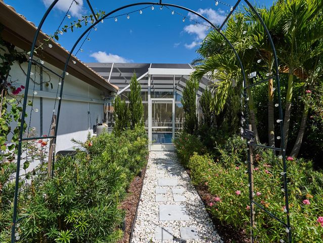 8166 Quail Meadow Way, West Palm Beach, FL 33412