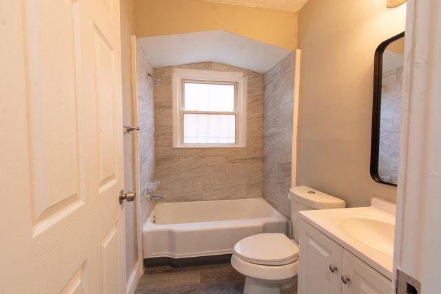18691 Shaftsbury Avenue, Detroit City, MI 48219