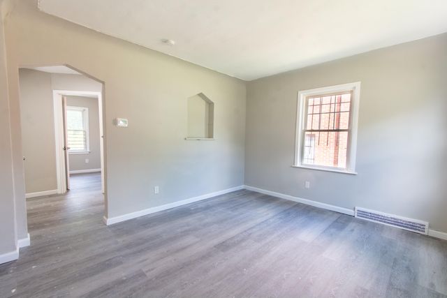 18691 Shaftsbury Avenue, Detroit City, MI 48219