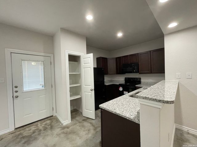 7311 Colina Way, Converse, TX 78109