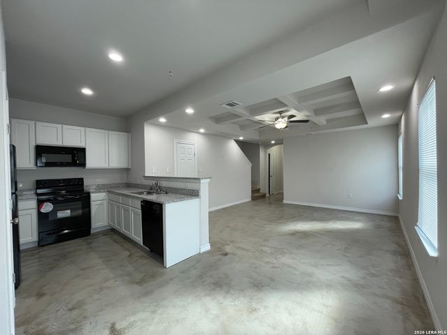 7311 Colina Way, Converse, TX 78109