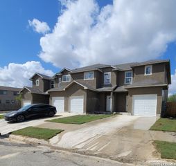 7311 Colina Way, Converse, TX 78109