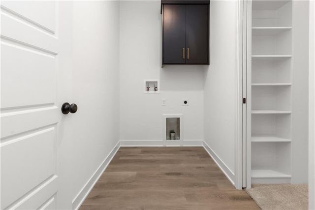 22518 W 93rd Street, Lenexa, KS 66227