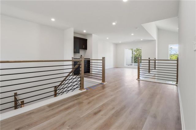 22518 W 93rd Street, Lenexa, KS 66227