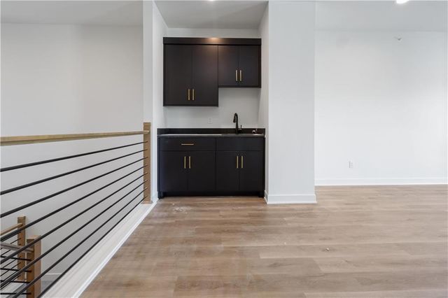 22518 W 93rd Street, Lenexa, KS 66227