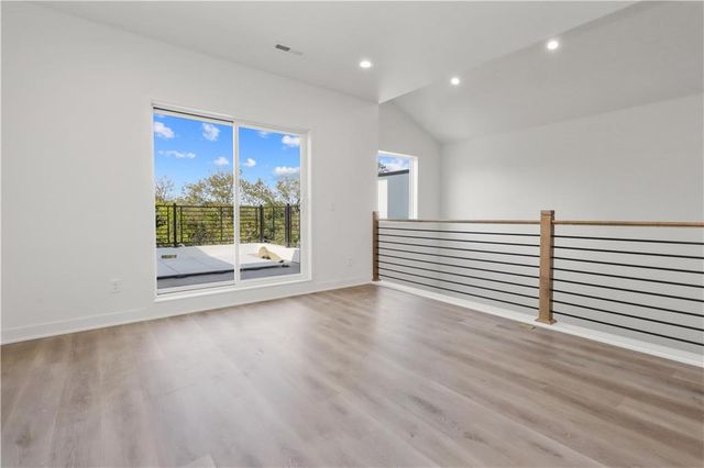 22518 W 93rd Street, Lenexa, KS 66227