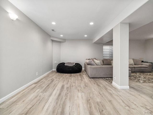 190 Kingsley Ave, Pueblo, CO 81005