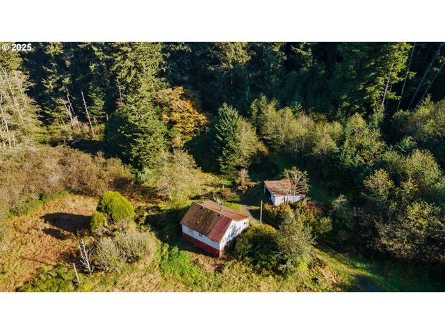 90410 CAPE ARAGO Hwy, Coos Bay, OR 97420